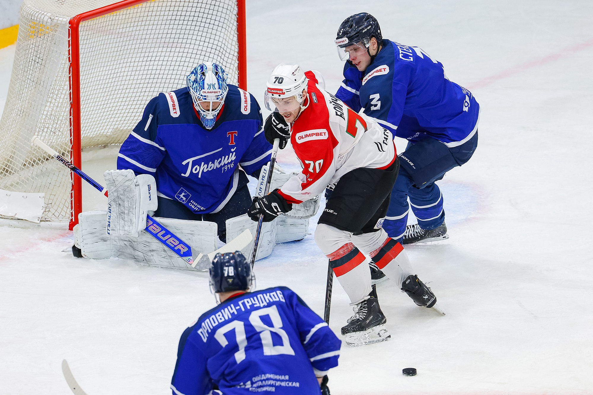 «Торпедо-Горький» — «Нефтяник». 3:7