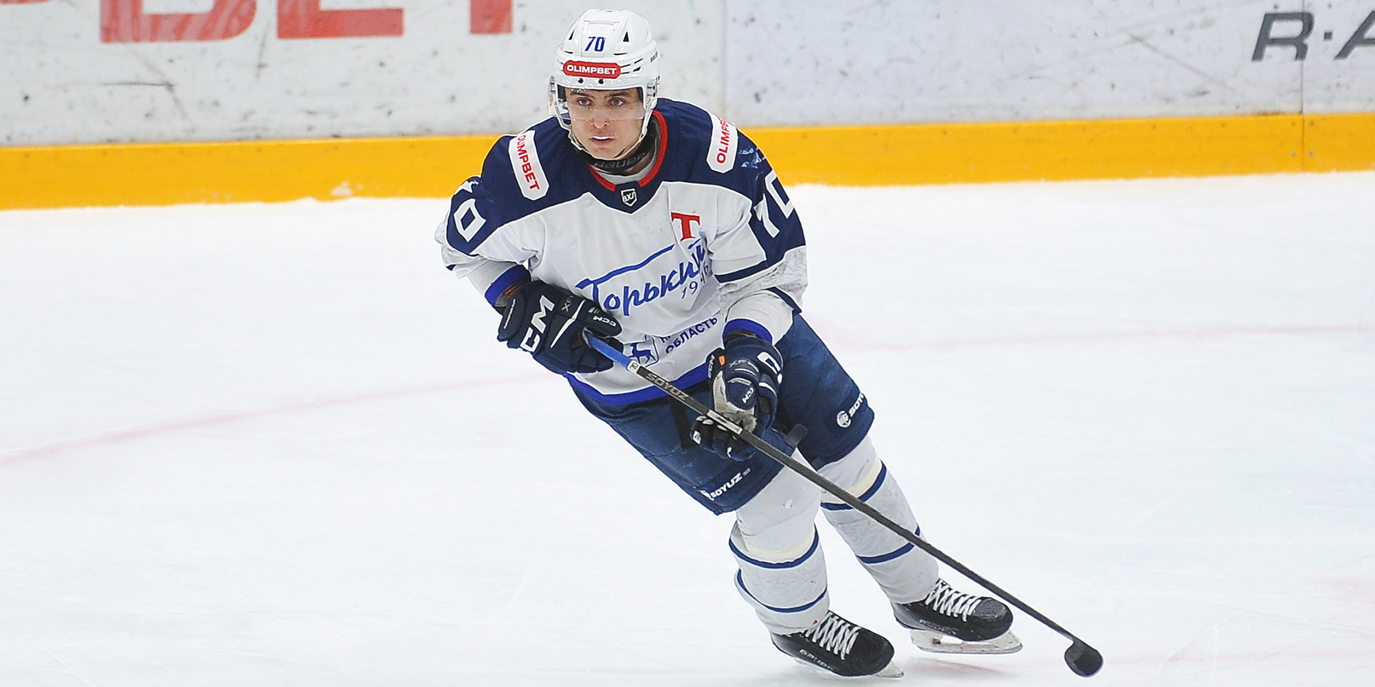 Защита титула начинается